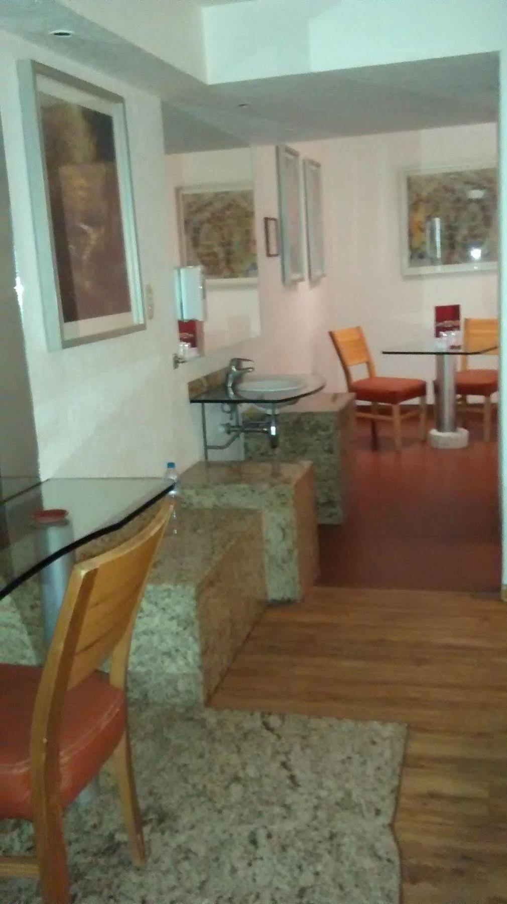Hotel Autoparador Del Valle